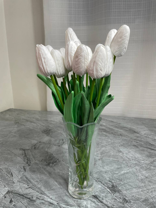 دسته گل عروس لاله لمسی