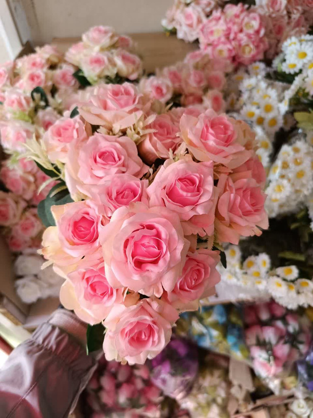 گل مصنوعی بوته رز صورتی یک عددی