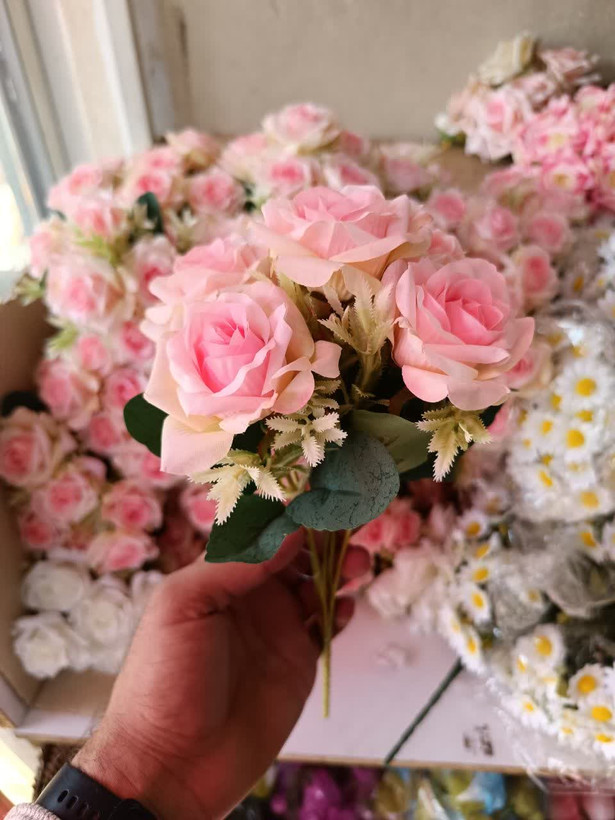 گل مصنوعی بوته رز صورتی یک عددی