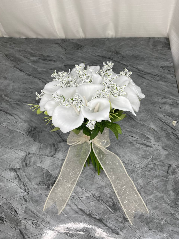 دسته گل شیپوری ۲۰ شاخه
