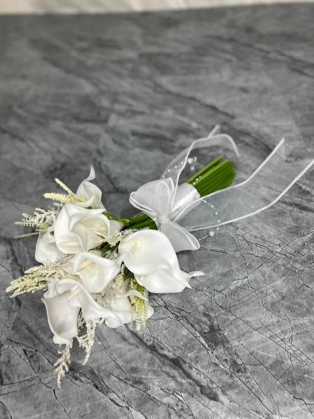 دسته گل عروس شیپوری لمسی مدل وحشی