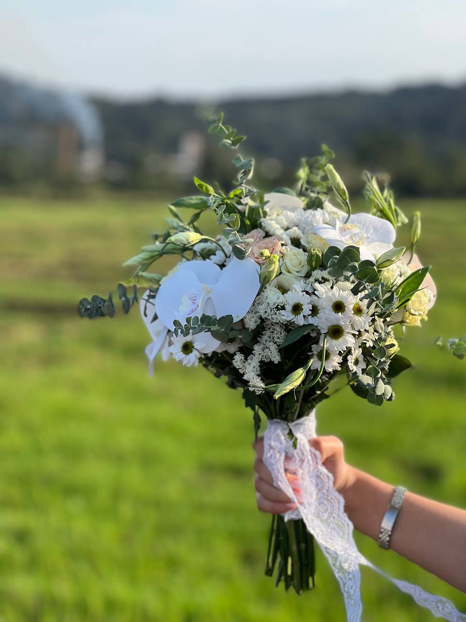 دسته گل عروس طبیعی مدل (وحشی)