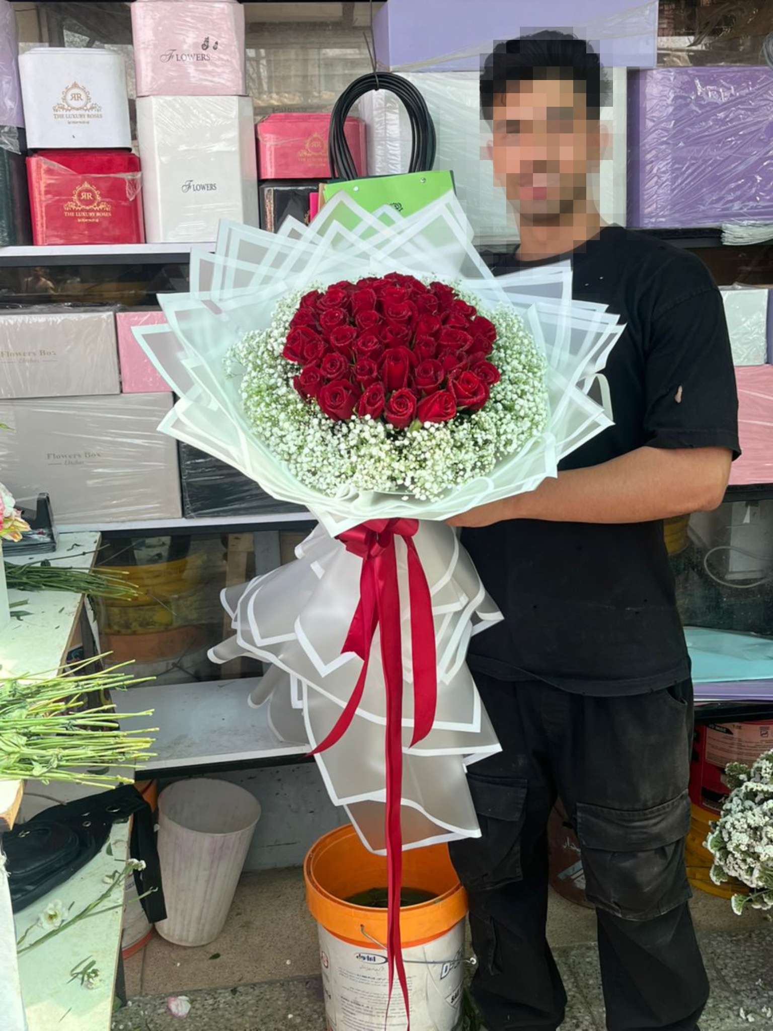 دسته گل رز ۴۰شاخه