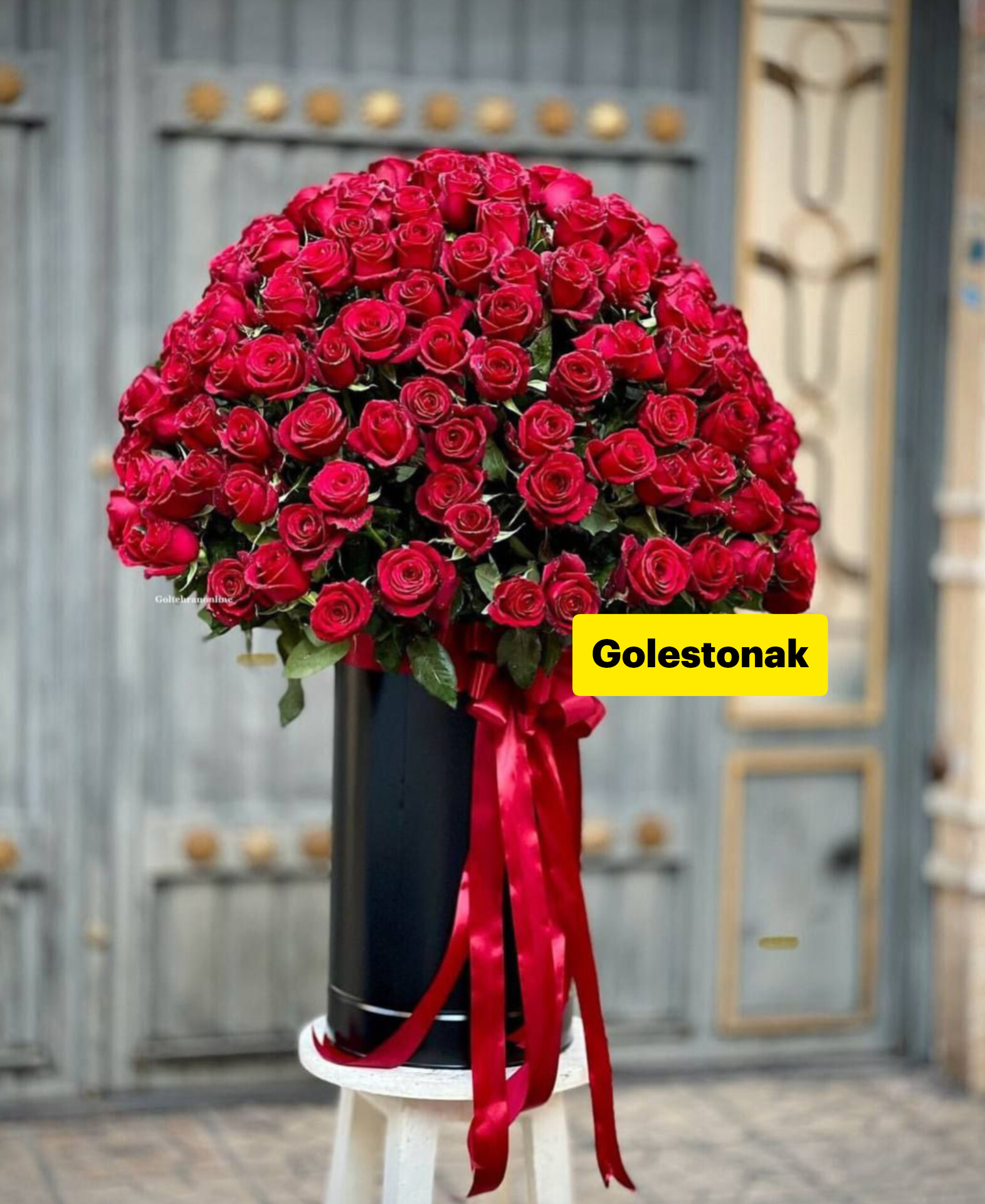 باکس گل رز قرمز ۴