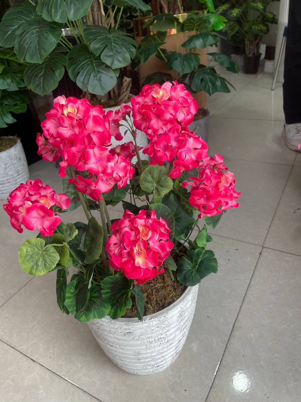 گل شمعدونی مصنوعی صورتی پررنگ ۷گل(وارداتی)