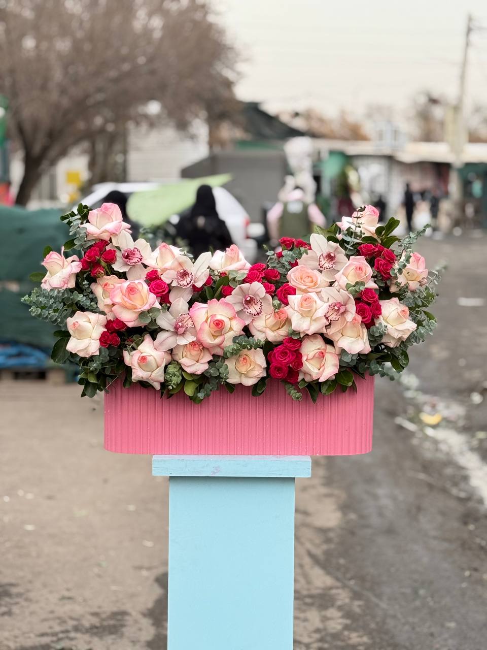 باکس گل رز قرمز و جوملیا