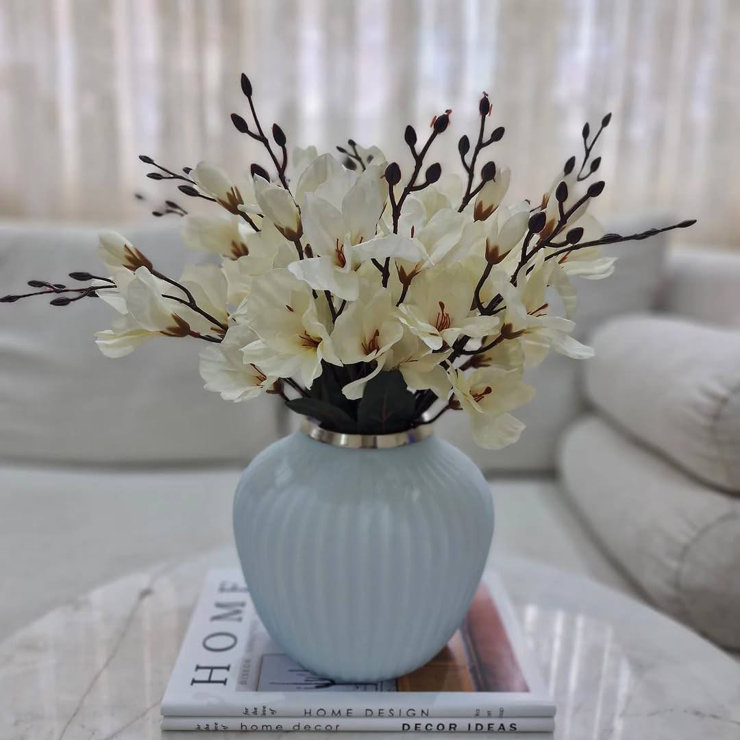گل مصنوعی بوته آلستر سفید ۲۰گل درجه ۱وارداتی