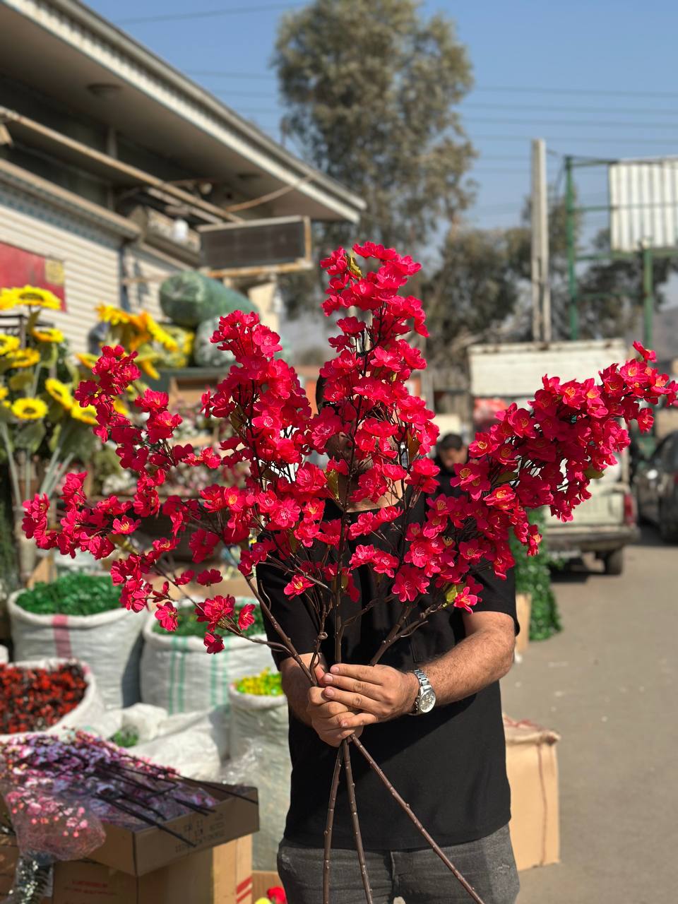 شاخه شکوفه سیب مصنوعی سه شاخه رنگ قرمز