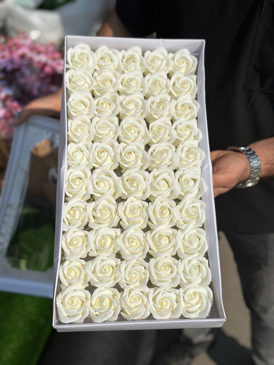 باکس رز صابونی شیری۵۰ شاخه