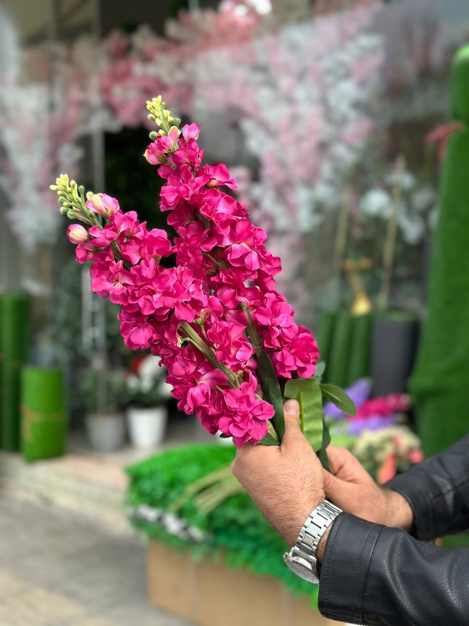 شاخه گل مصنوعی شب بو رنگ سرخابی