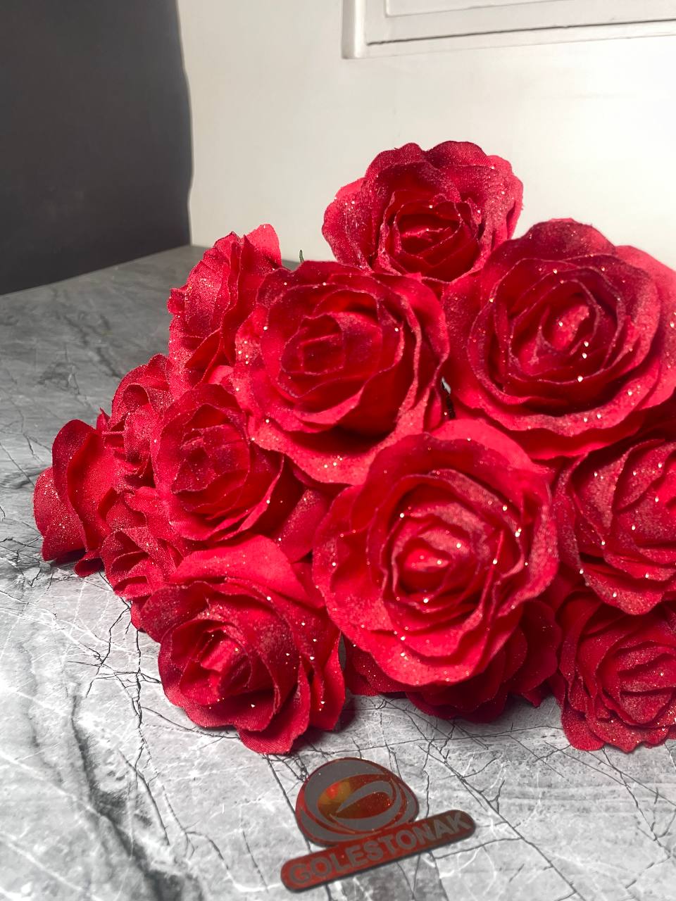 گل رز قرمز شاین ۱۰ شاخه