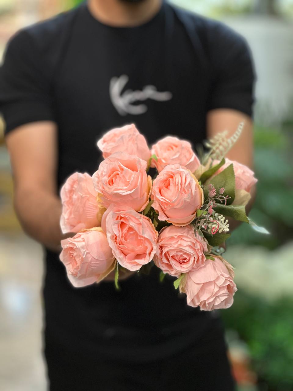 بوته گل رز ۵ گل سایز کوچک گلبهی