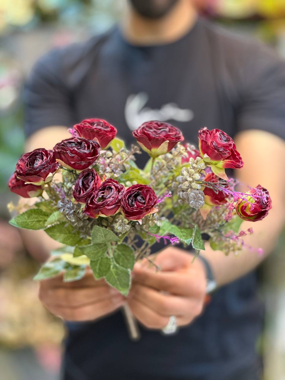 بوته رز مصنوعی قرمز