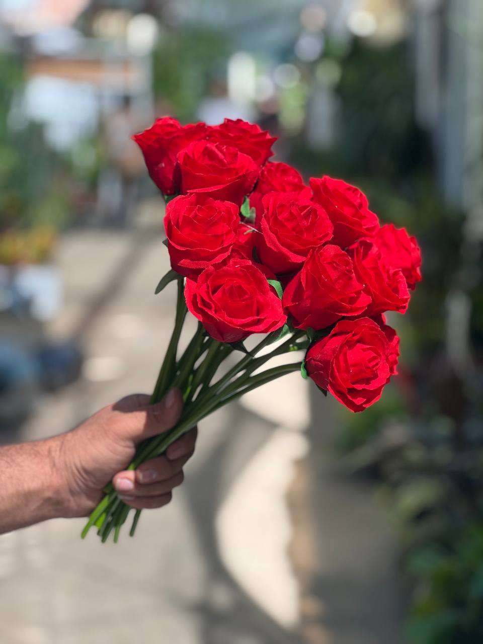 گل مصنوعی رز هلندی قرمز مجموعه 10 عددی