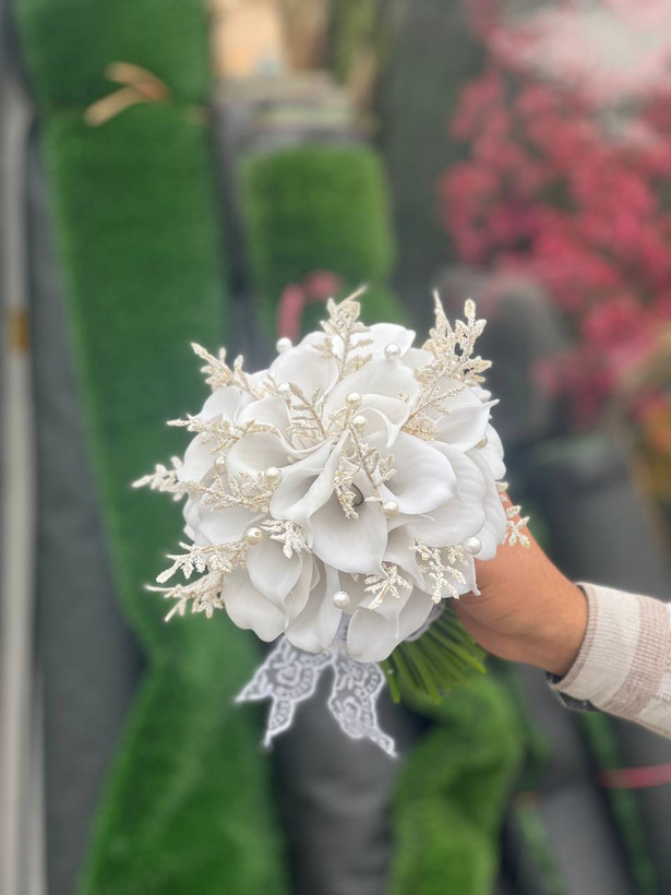 دسته گل عروس شیپوری 30 شاخه