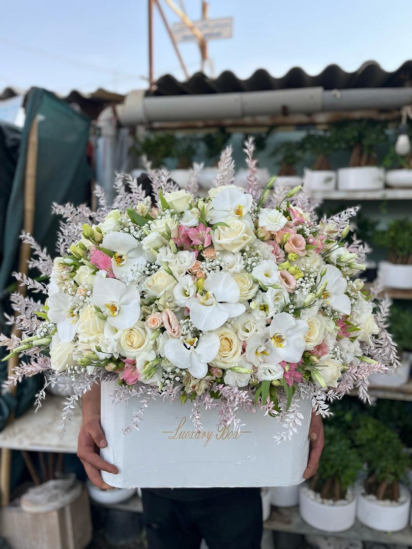 باکس گل هدیه