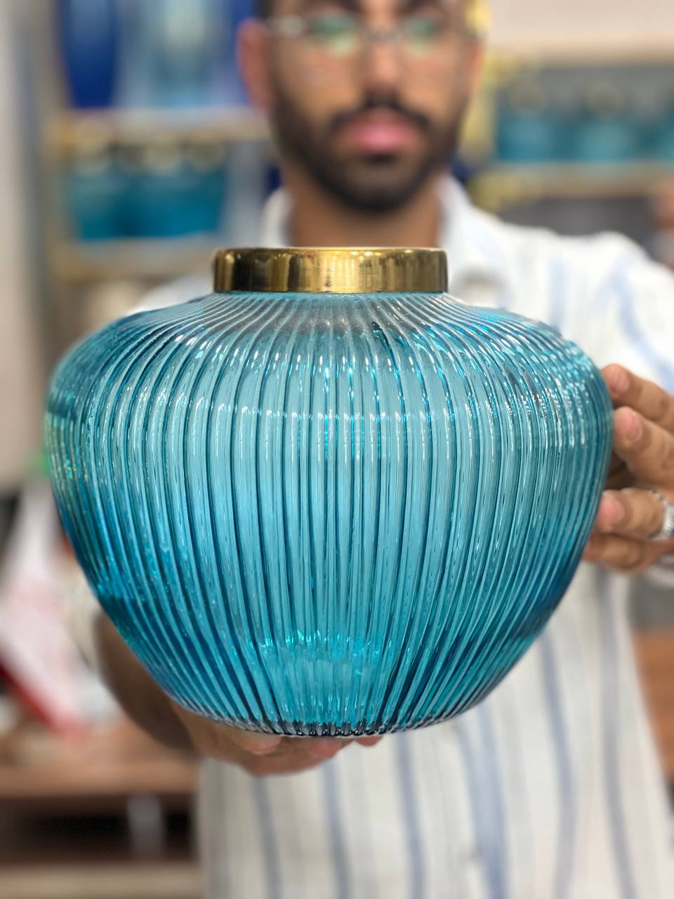 گلدان شیشه ای مدل ارکیده ابی کمرنگ