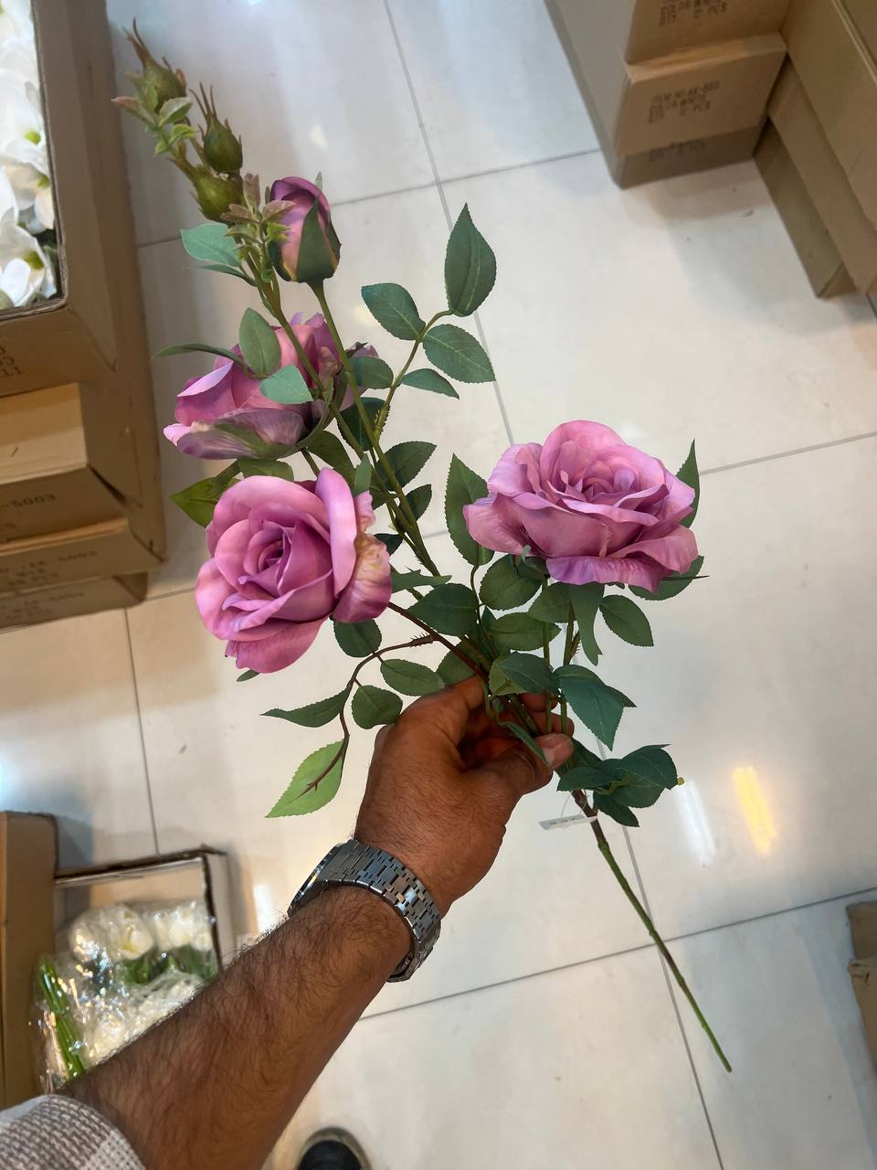 شاخه رز فرانسوی بنفش مصنوعی وارداتی ۳گل و یک غنچه
