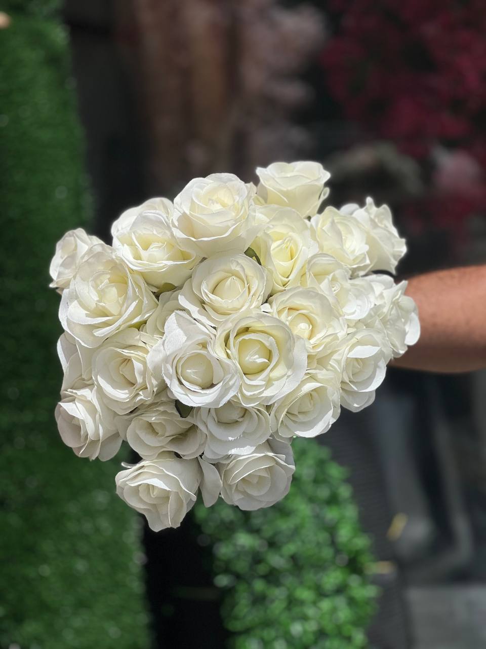 گل رز هلندی رنگ نباتی مصنوعی ۱٠ شاخه (سرگل باز)