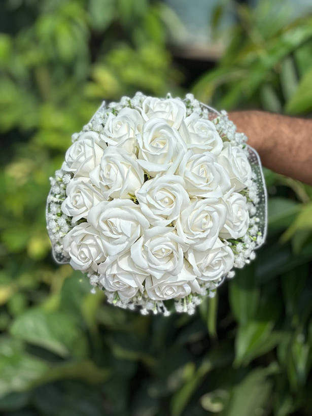 دسته گل عروس رز مصنوعی صابونی ۱۸شاخه سفید