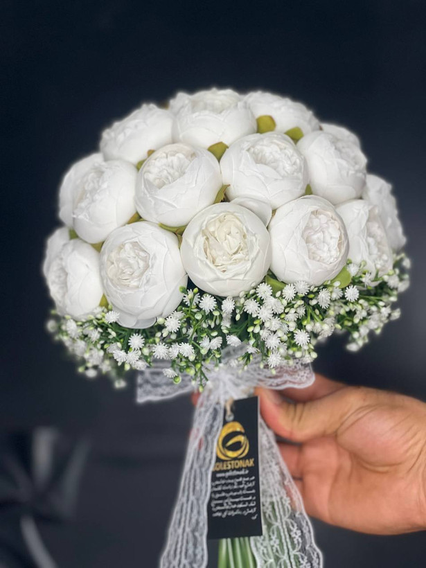 دسته گل پیونی ۳۰ شاخه با ژیپسوفیلا
