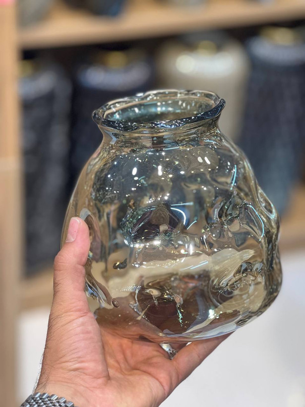 گلدان شیشه ای دفرمه سایز متوسط