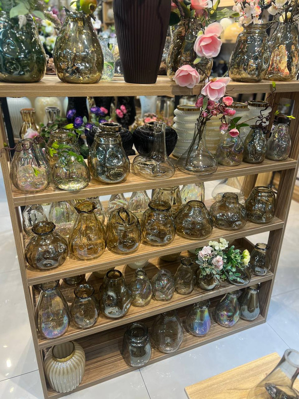 گلدان شیشه ای دفرمه سایز متوسط