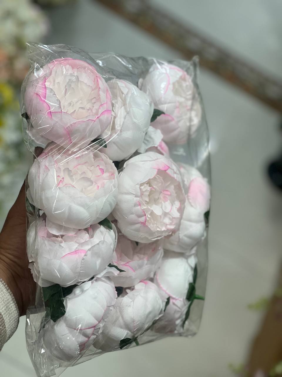گل مصنوعی پیونی سایز بزرگ لب صورتی ۱۲ عددی با ساقه