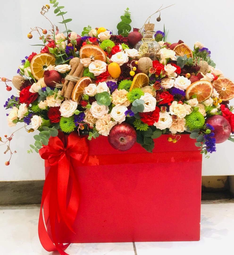 باکس گل طبیعی یلدایی