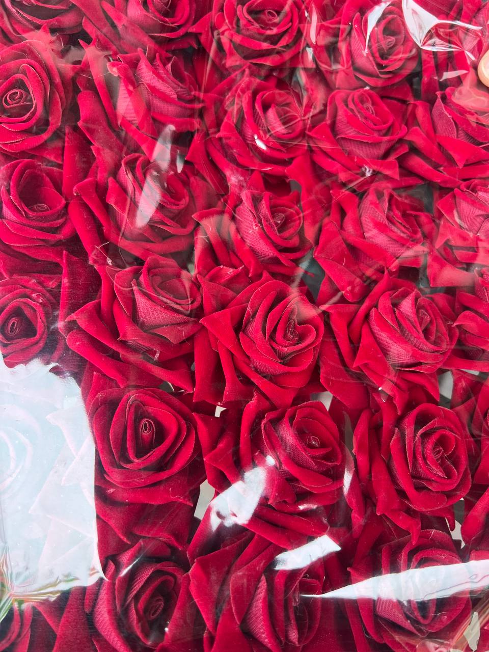 سرگل رز مخملی رنگ زرشکی بسته ۳۰عددی کد۱۸