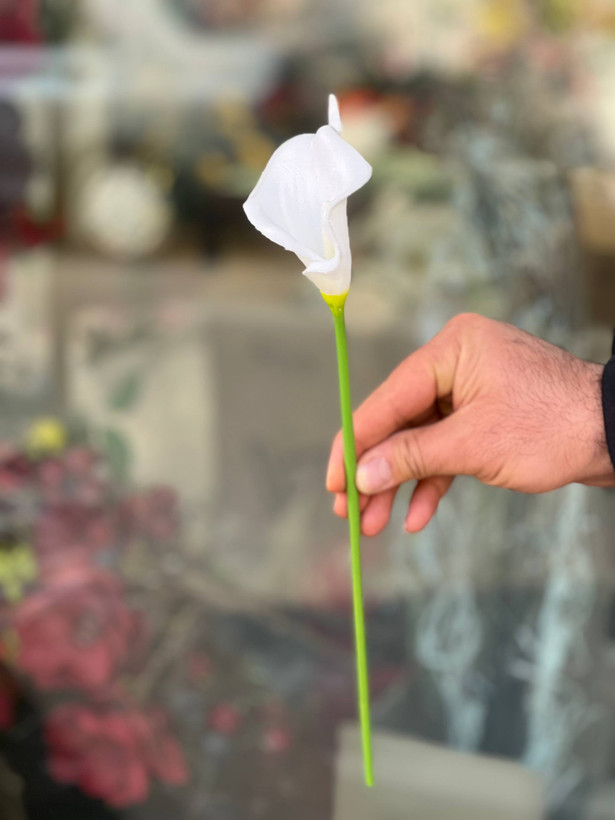 گل مصنوعی شیپوری لمسی وارداتی ۱عددی