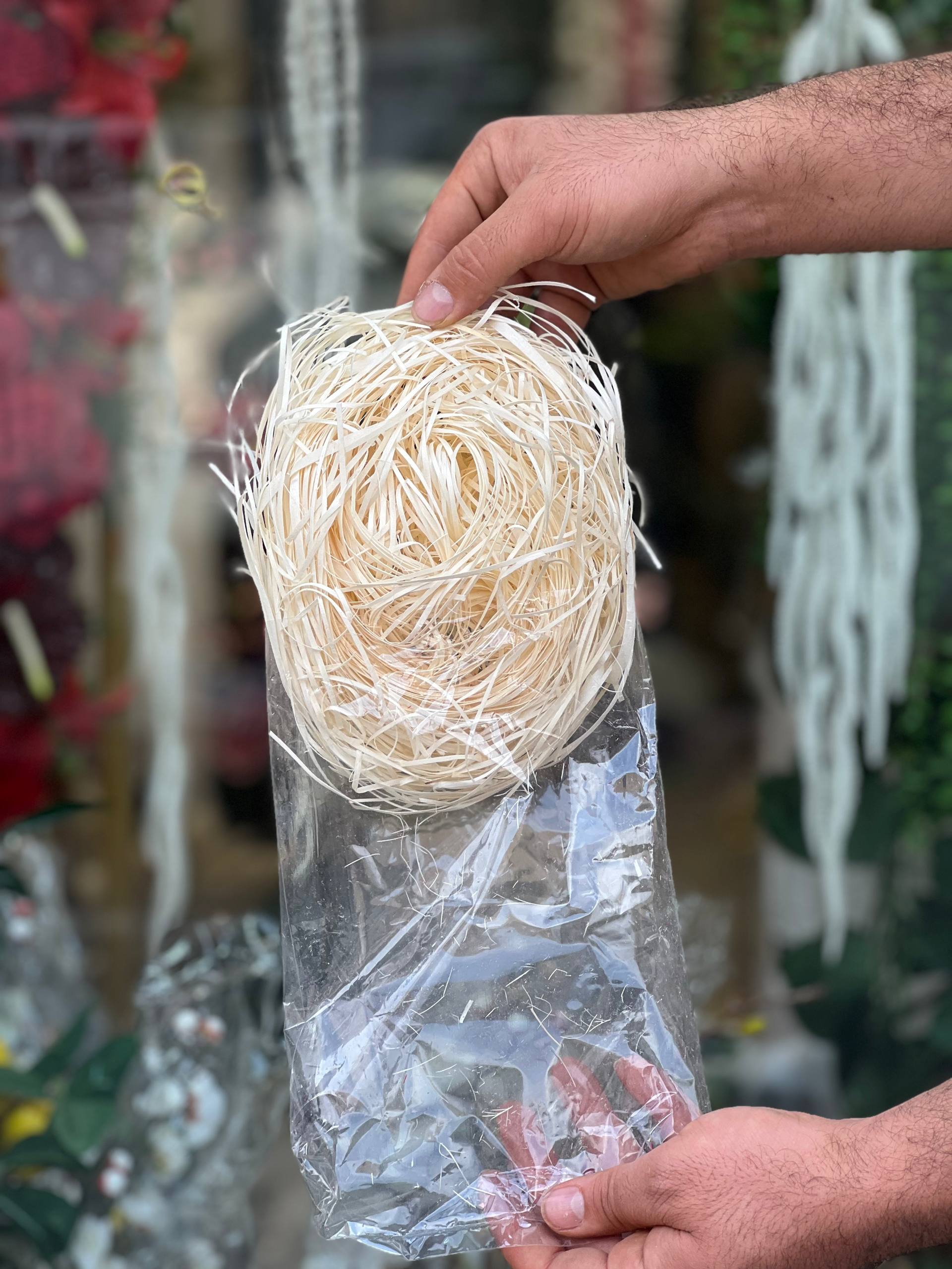 پوشال تزئینی رنگ کرمی بسته یک عددی