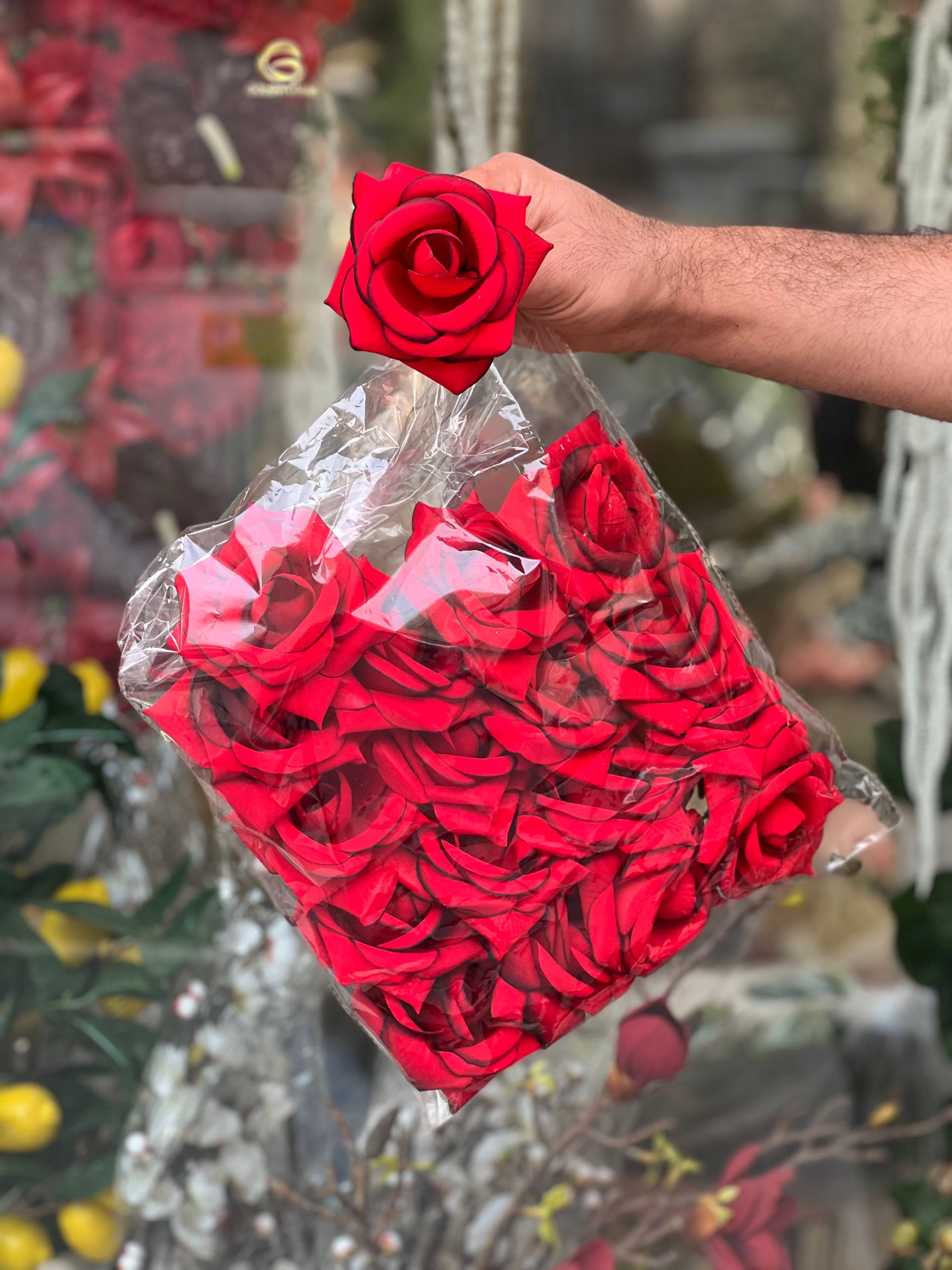سرگل رز مخمل خارجی سایز بزرگ بسته۱۸عددی