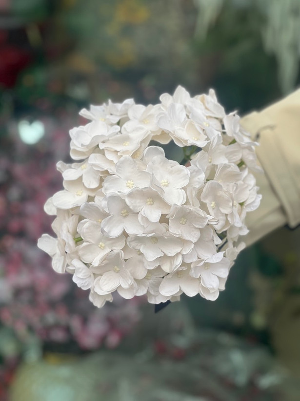 گل مصنوعی هورتانزیا سفید7شاخه