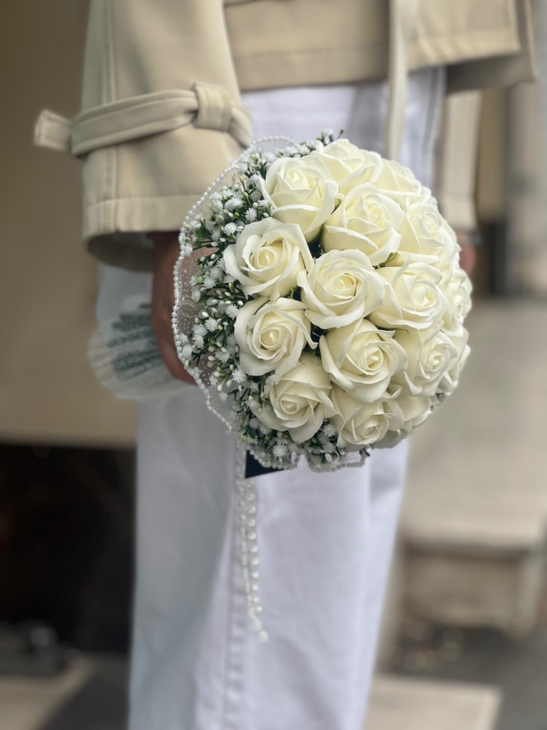 دسته گل عروس رز مصنوعی صابونی ۱۸شاخه نباتی