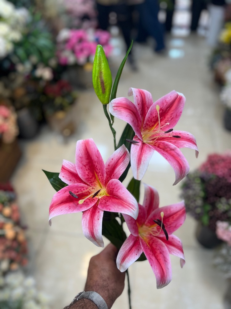 گل مصنوعی لیلیوم لمسی3گل و یک غنچه صورتی وارداتی
