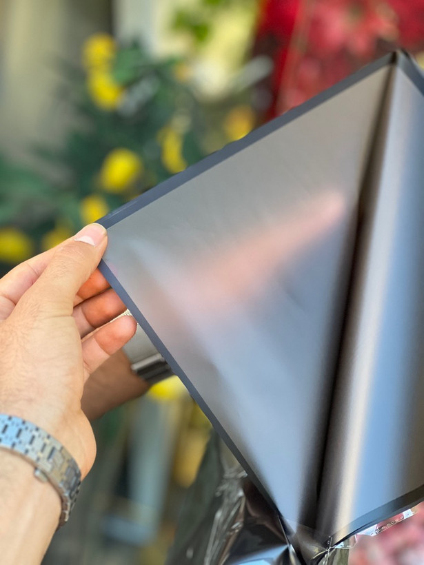 کاغذ ضد آب گل آرایی بسته20برگی رنگ مشکی درجه1