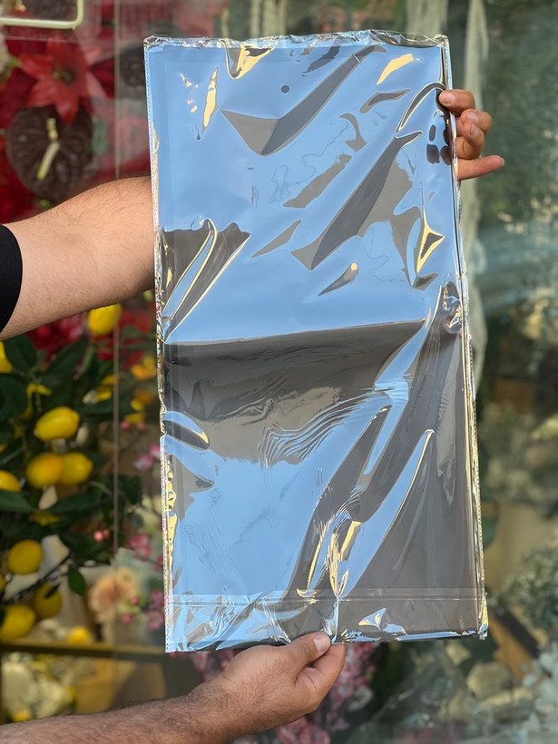 کاغذ ضد آب گل آرایی بسته20برگی رنگ مشکی درجه1