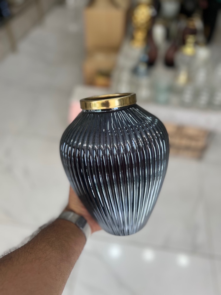 گلدان دکوری مدل ژیوار رنگ رویال(سرمه ای مایل ب مشکی)