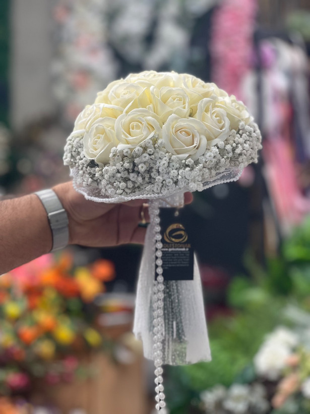 دسته گل عروس رز مصنوعی صابونی ۱۸شاخه با گل ژیپسوفیلا طبیعی