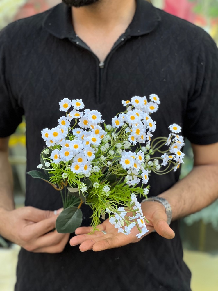 بوته مینا مصنوعی رنگ سفید بلند