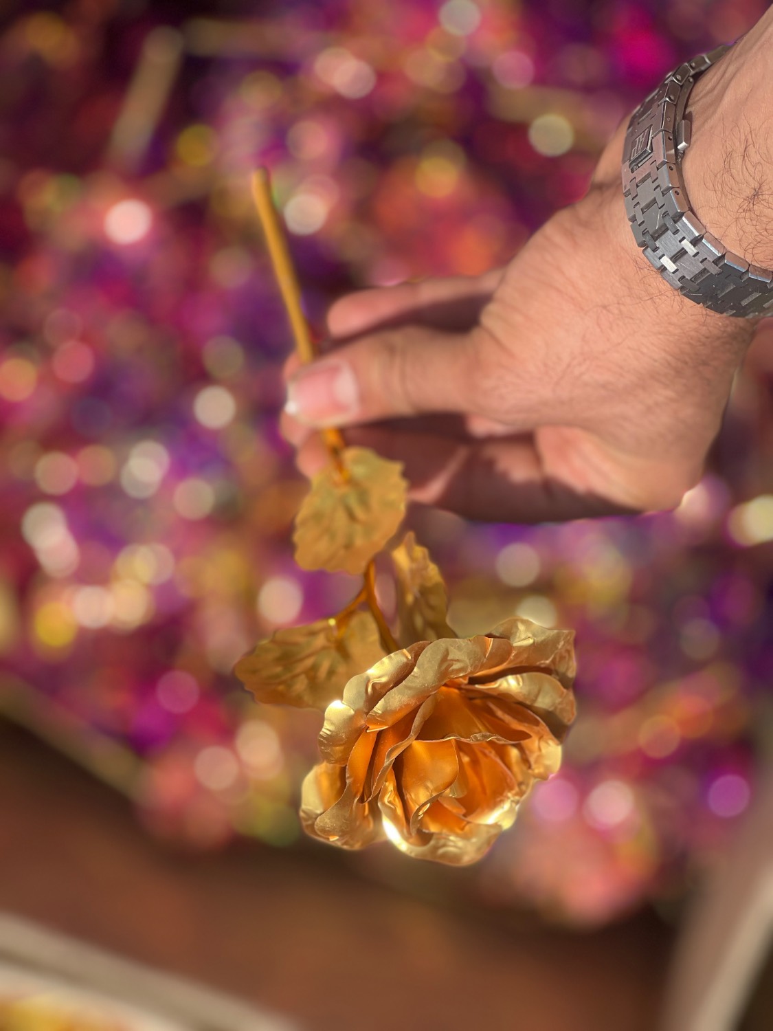رز طلقی طلایی