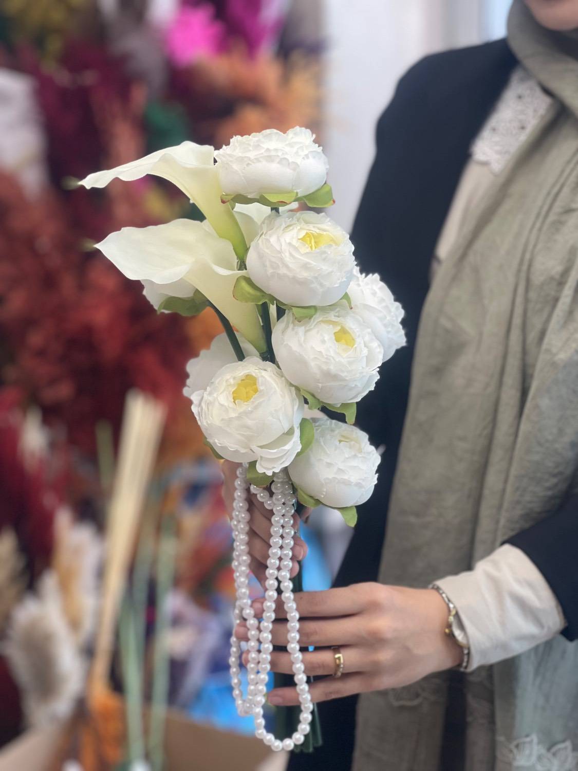 دسته گل عروس مدل شیپوری و پیونی