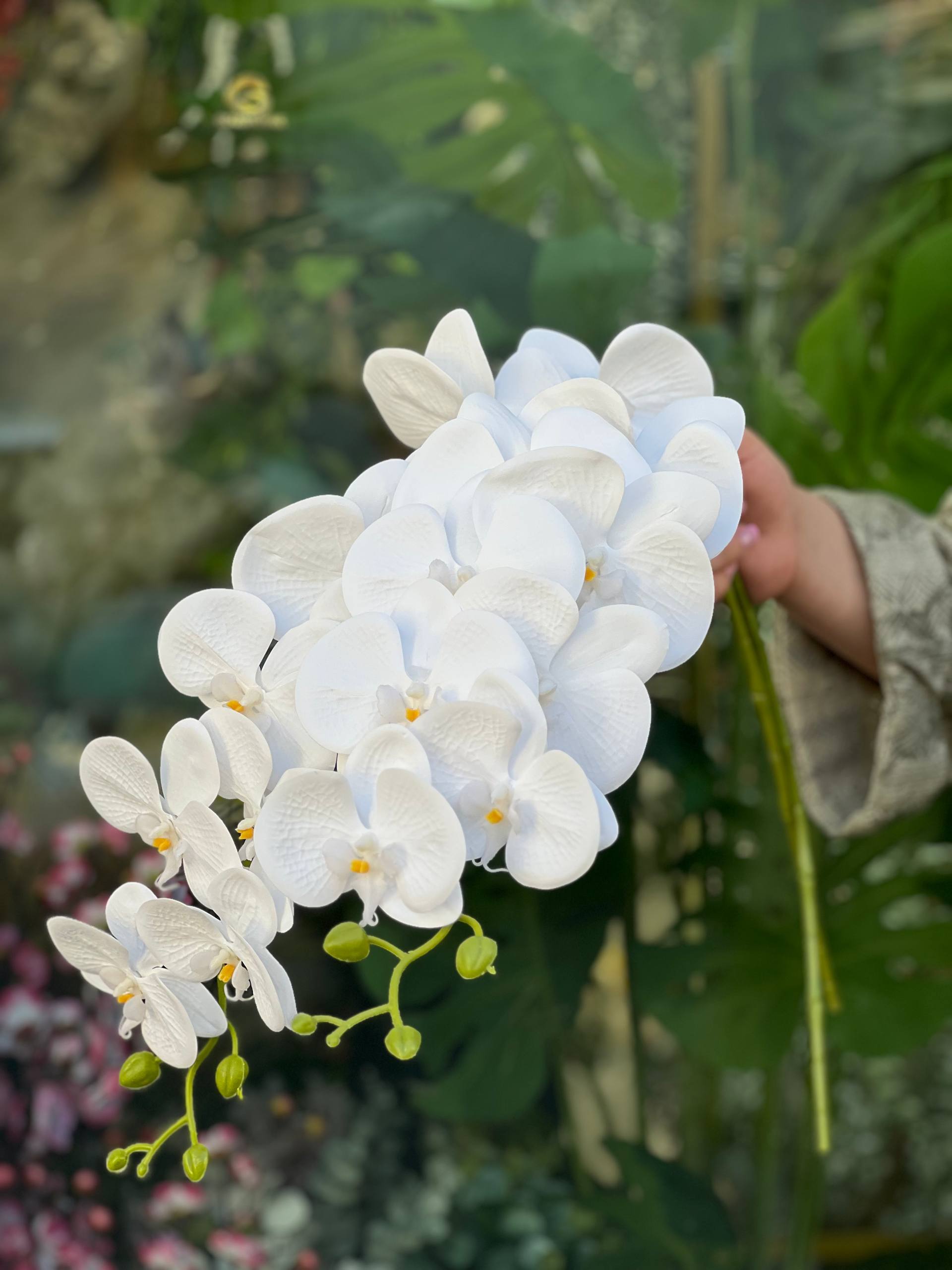ارکیده مصنوعی ۹گل لمسی رنگ سفید
