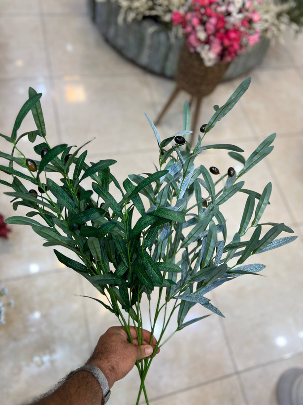 شاخه زیتون مصنوعی وارداتی با برگ سبز پررنگ کد۱