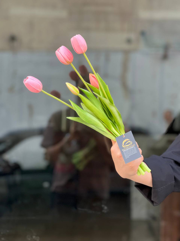 لاله لاتکس مصنوعی3گل و دو غنچه وارداتی بدون تغییر رنگ صورتی