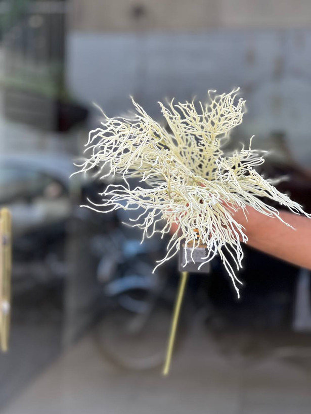 بوته شاخ گوزنی مصنوعی وارداتی رنگ سفید