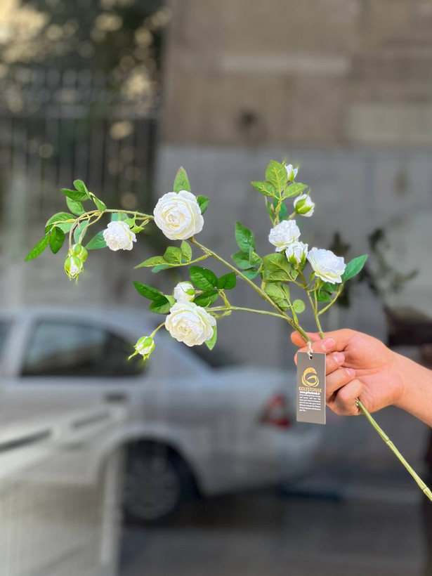 شاخه نسترن رونده مصنوعی وارداتی رنگ سفید با کیفیت درجه ۱فوقالعاده طبیعی