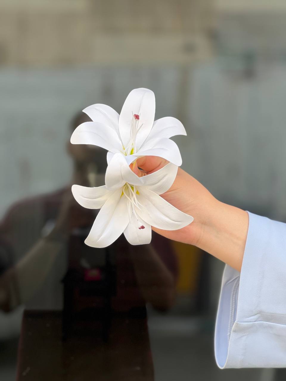 سرگل لیلیوم لمسی وارداتی سفیدقطر ۱۵ سانت