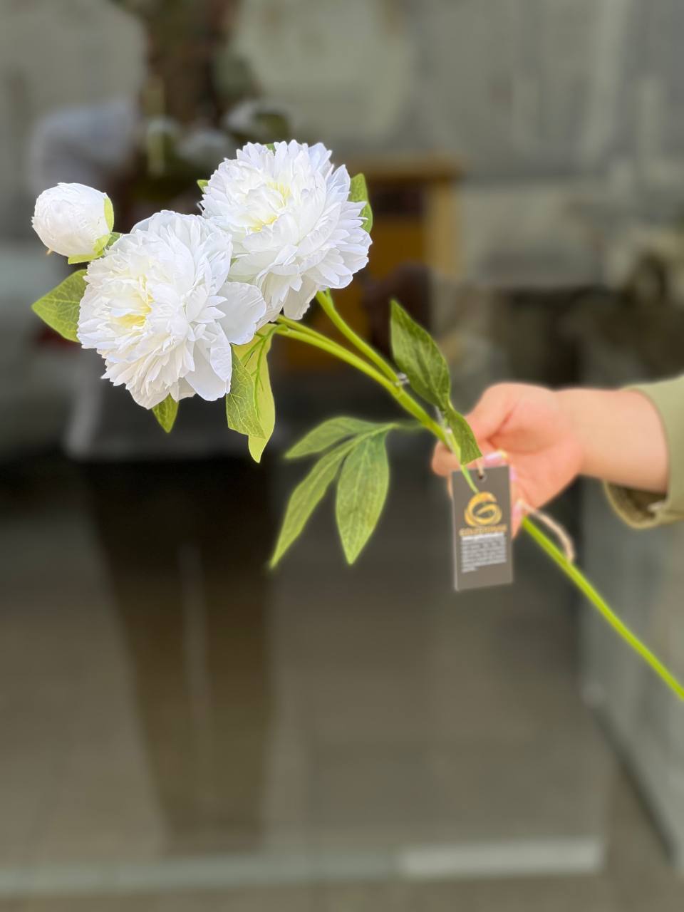 شاخه پیونی ۲گل و یک غنچه مصنوعی وارداتی رنگ سفید